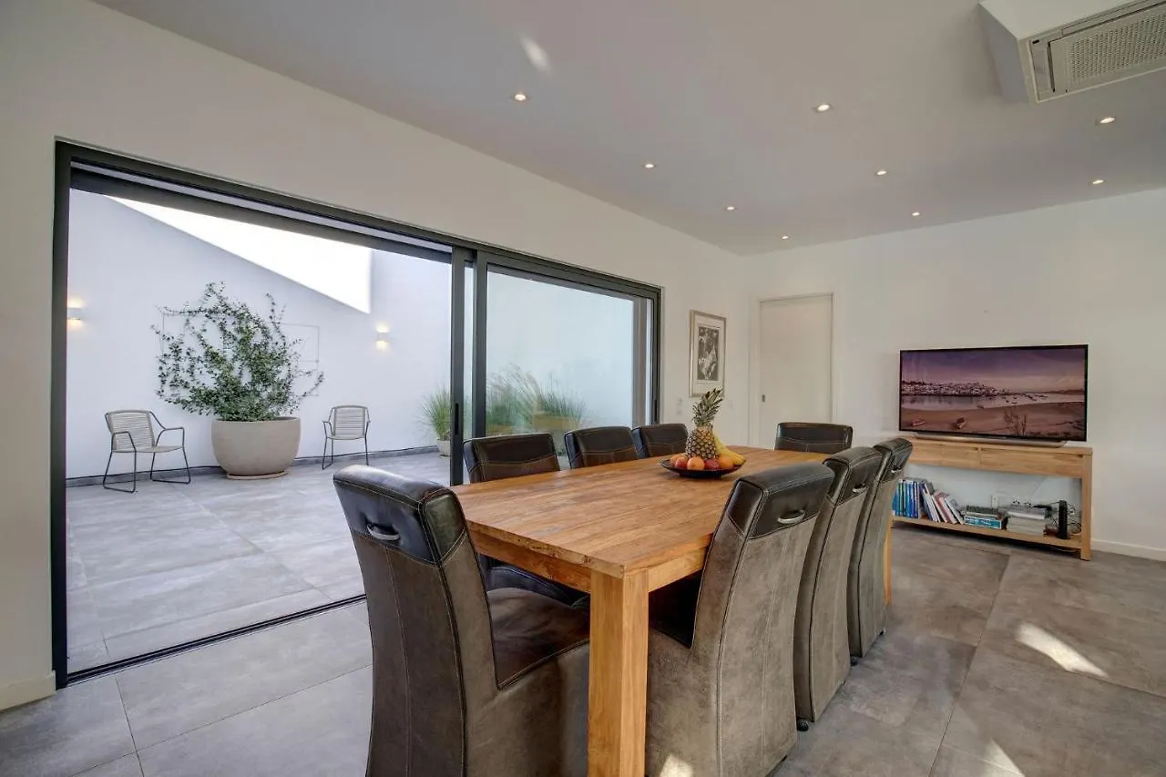 Casa Blanca Villa Carvoeiro  0*, Carvoeiro (Lagoa)