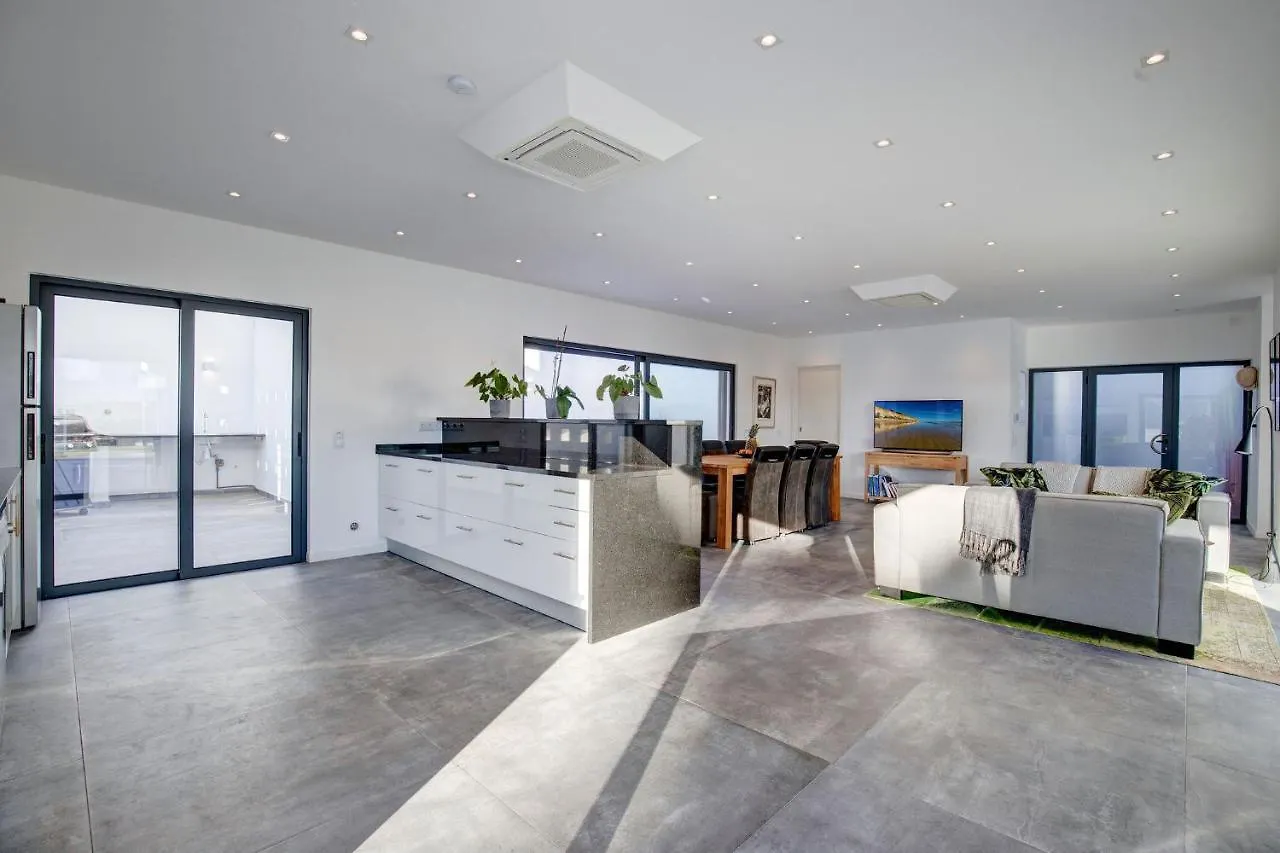 Casa Blanca Villa Carvoeiro  0*, Carvoeiro (Lagoa)
