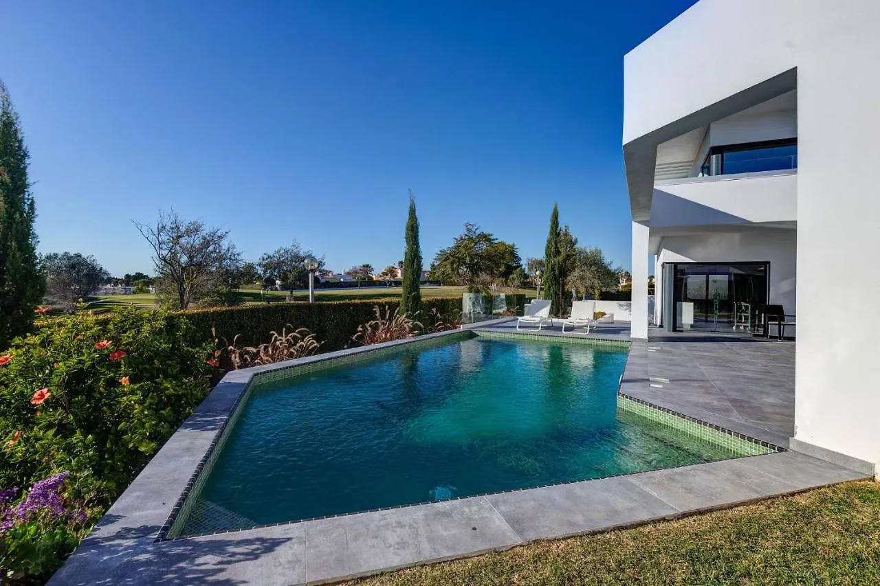 Casa Blanca Villa Carvoeiro   Carvoeiro (Lagoa)