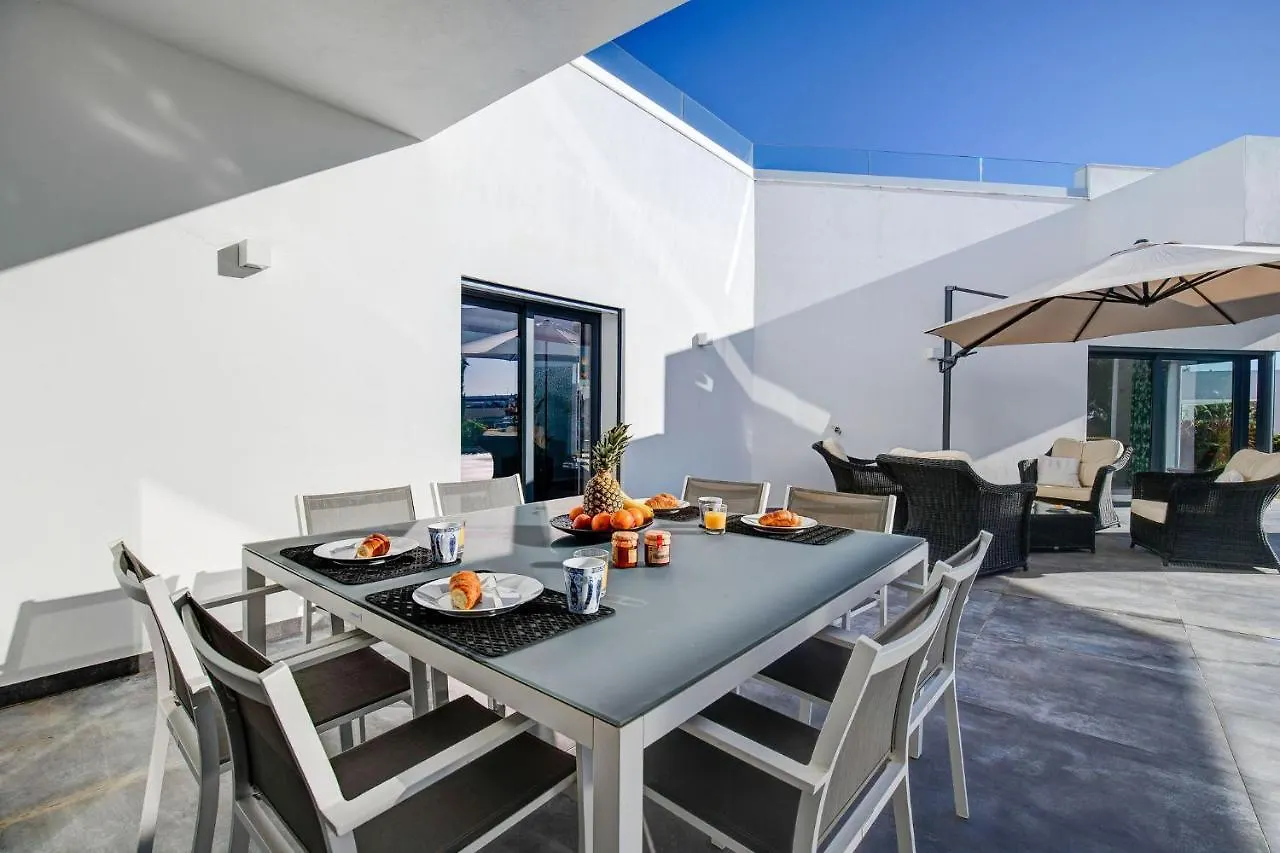 Casa Blanca Villa Carvoeiro  Portugal