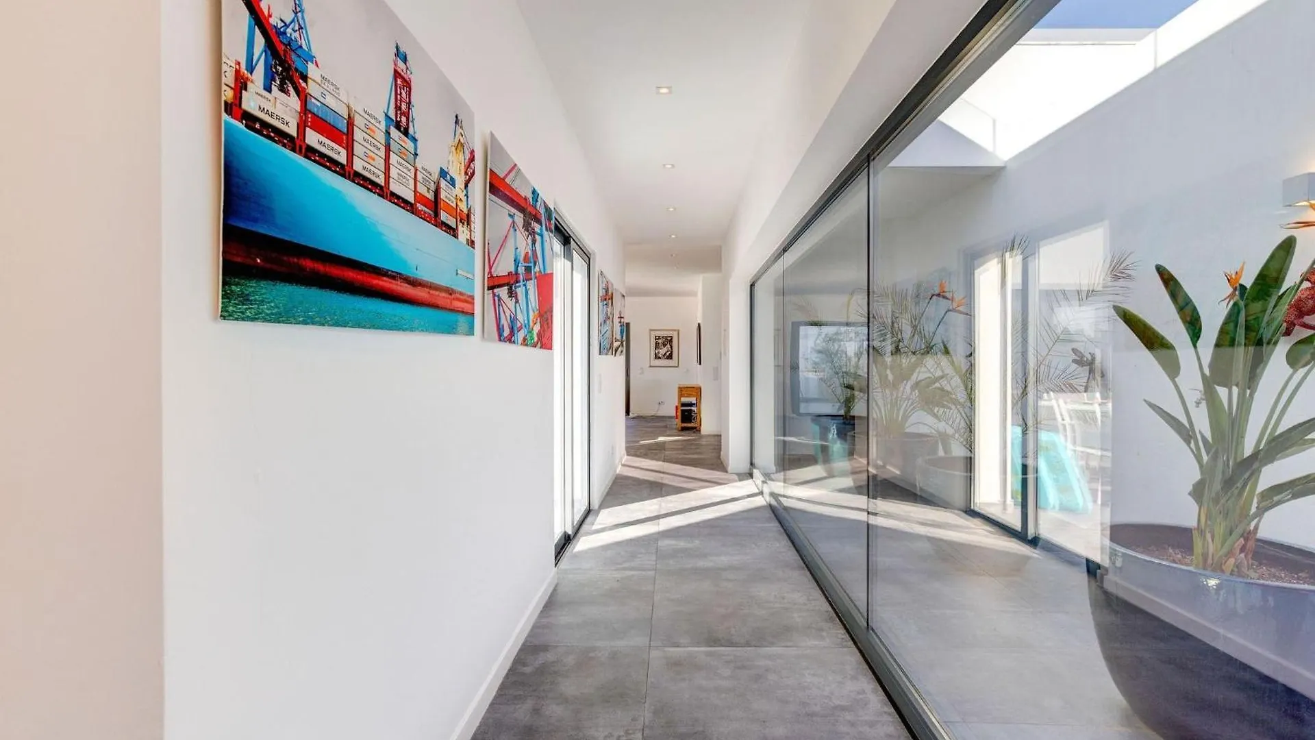 Casa Blanca Villa Carvoeiro  Portugal